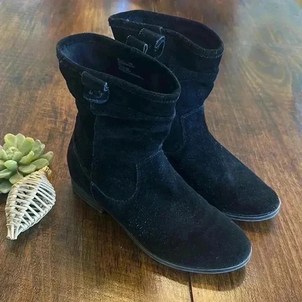 G.H. Bass & Co | “Mercy” Black Suede Slouchy Pull-on Ankle Boots